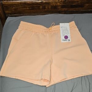 Lululemon Sz 8 Softstreme HR Short! 4" Peach Bellini,PCHB!!